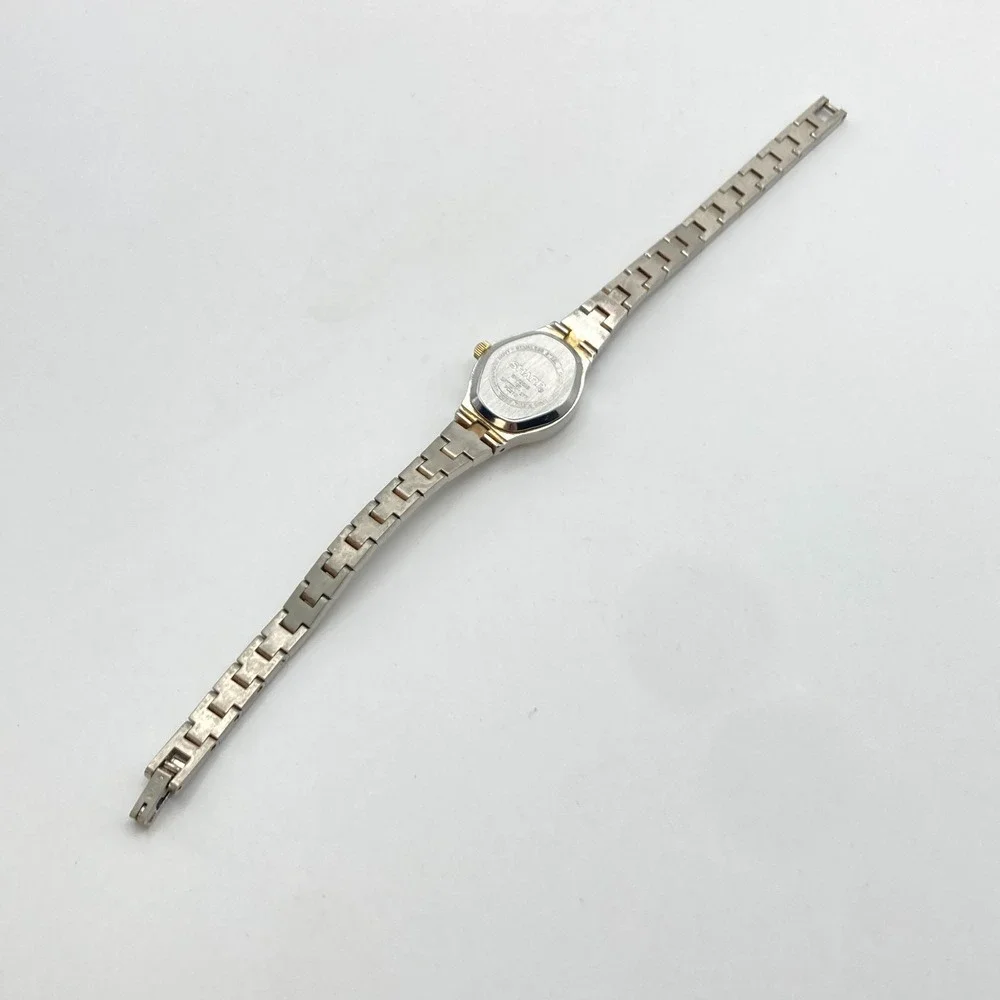 Vintage Sharp Womens Watch Silver Tone 18mm Oval Textured Band New Battery 6.25
